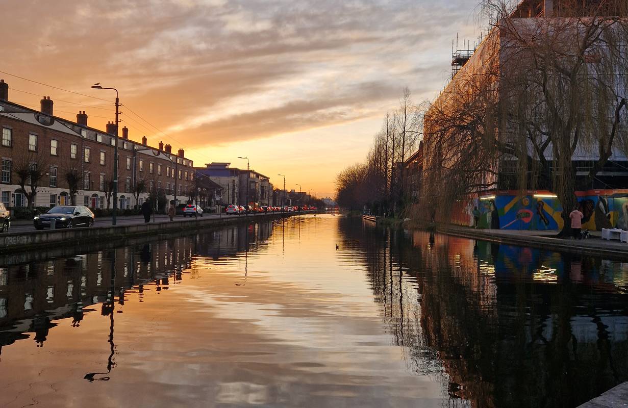 Atardecer en el Grand Canal, Portobello, Dublín